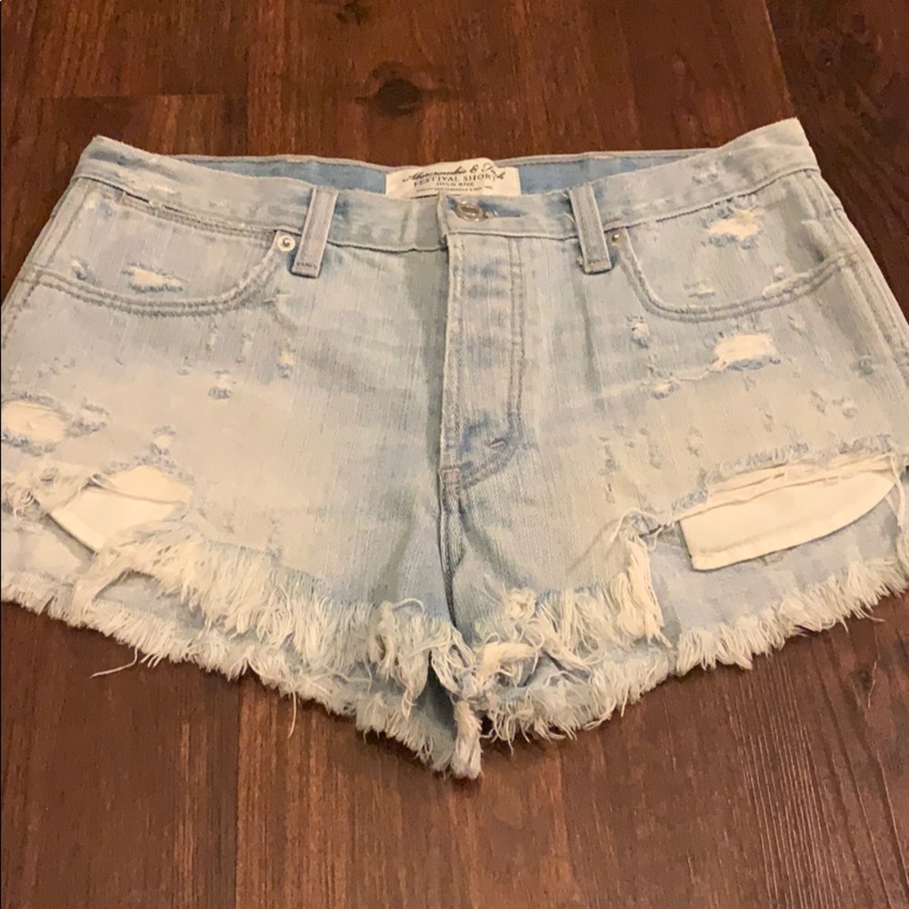 Light wash Jean shorts